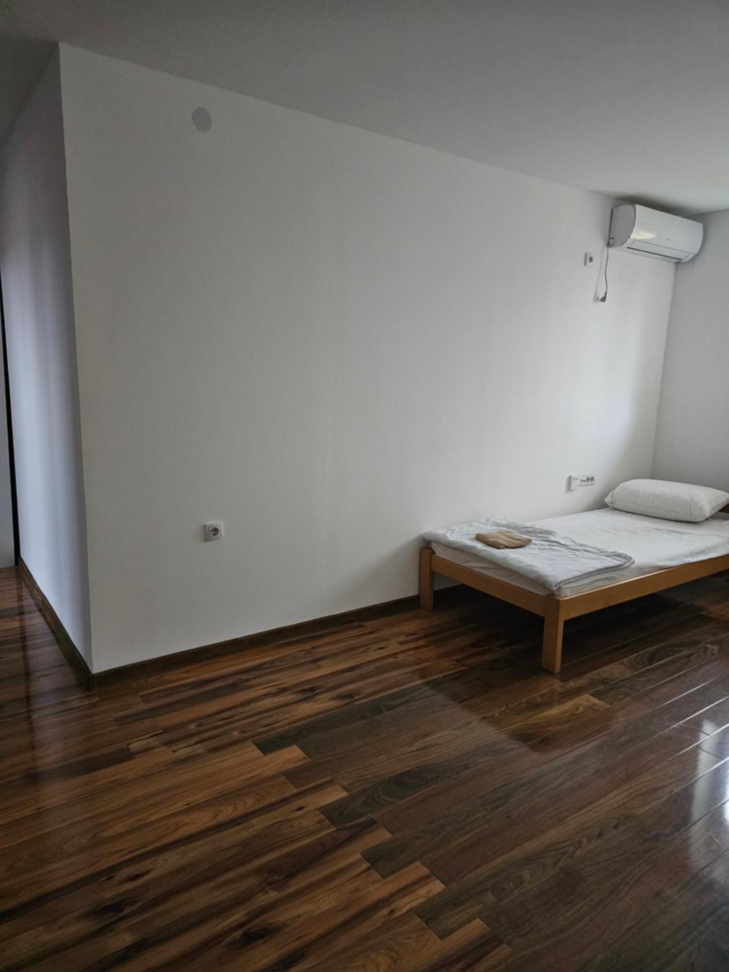 Hotel Dnd-X Pančevo Exteriér fotografie