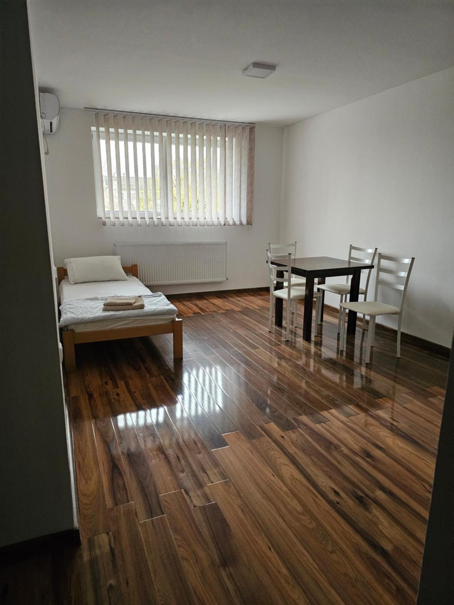 Hotel Dnd-X Pančevo Exteriér fotografie